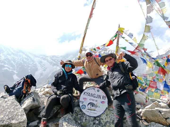 Trekkers visiting Langtang and Gosaikunda